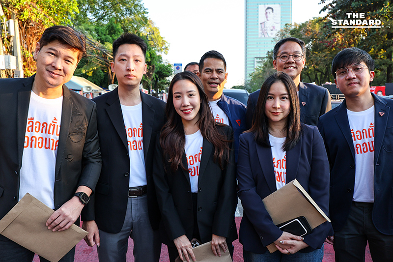 ประมวลภาพจับเบอร์ สมัคร สส.กทม.วันแรก บรรยากาศคึกคัก 13