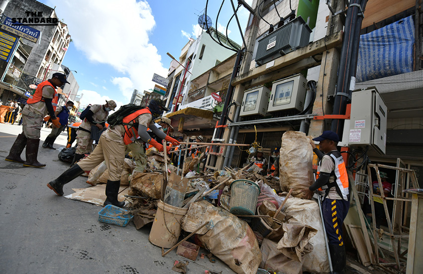 นายกฯ สำรวจความเสียหาย ตลาดกิมหยง สั่งเคลียร์ขยะแสนตัน พ้น เมืองหาดใหญ่ ยันพื้นที่รองรับเพียงพอ 6