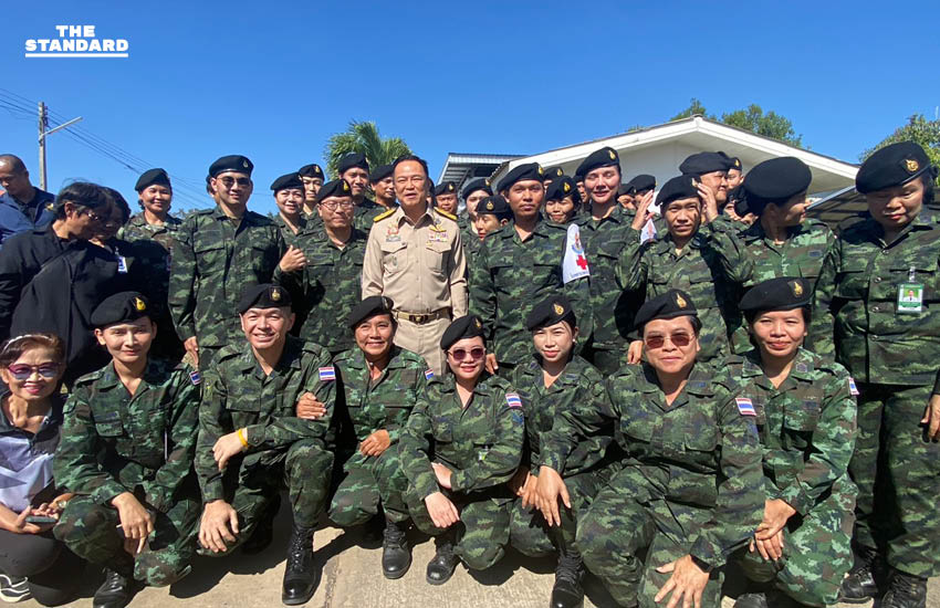 นายกฯ เป็นประธานในพิธีส่งร่าง 2 ทหารเนิน 350 กลับภูมิลำเนา 6