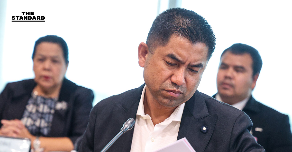 พล.ต.อ.สุรเชษฐ์ ปฏิเสธคดีสินบนทองคำ ตัดพ้อถูกเล่นงานคนเดียว เตือนลูกน้องระวังถูกหลอกใช้แล้วทิ้ง