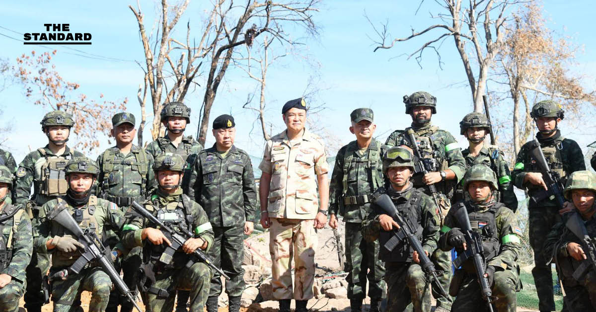 นายกฯ ขึ้นปราสาทตาควาย-เนิน 350 ตรวจเยี่ยมให้กำลังใจทหาร ย้ำพื้นที่แห่งความภาคภูมิใจของคนไทย