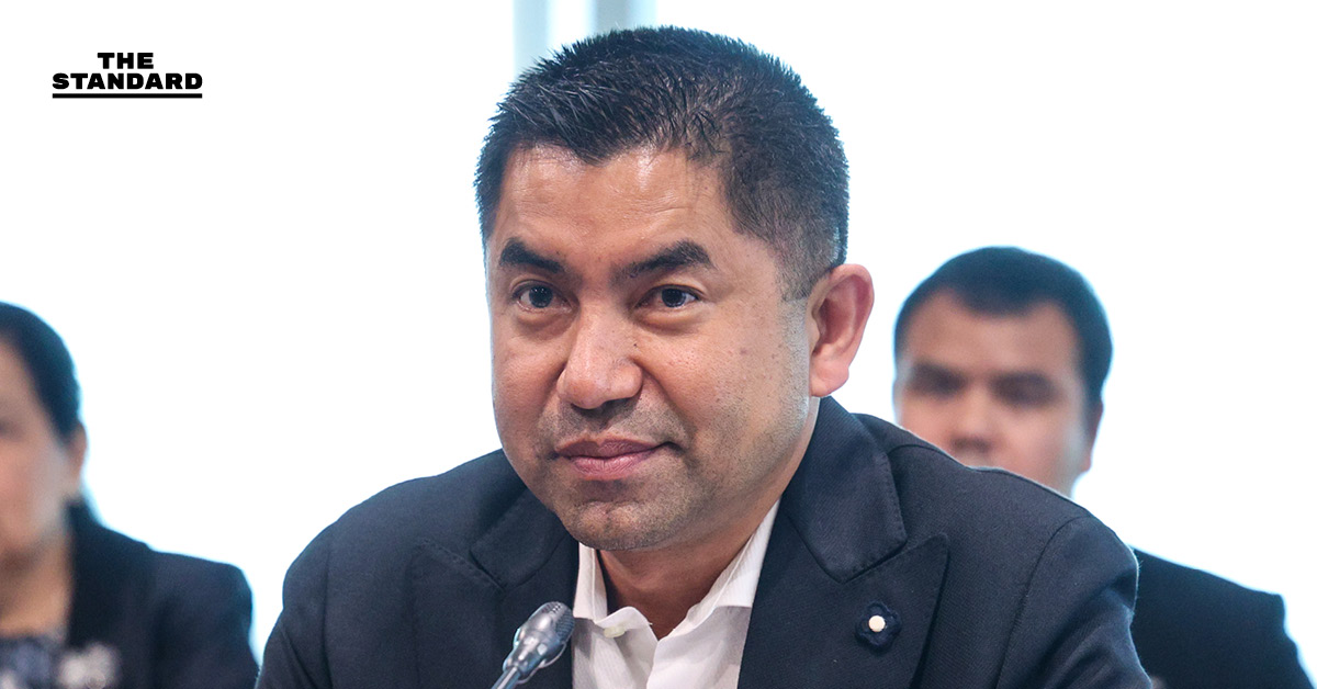 สุรเชษฐ์ยื่น คกก. ร้องทุกข์ ดำเนินคดี ผบ.ตร. ละเว้นไม่ดำเนินการทางวินัย 32 ตร. ถูกกล่าวหารับส่วยเว็บพนัน