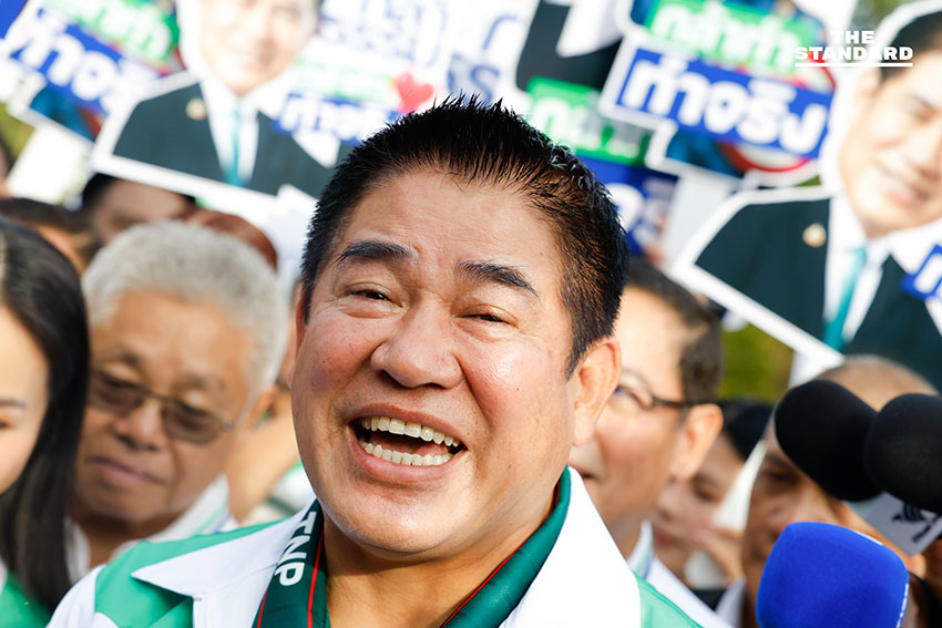 ธรรมนัสทำทีมกล้าธรรม สมัคร สส.ปาร์ตี้ลิสต์ ยื่นชื่อแคนดิเดตนายกฯ บอกไม่ได้หวังว่าต้องได้เบอร์อะไร 10