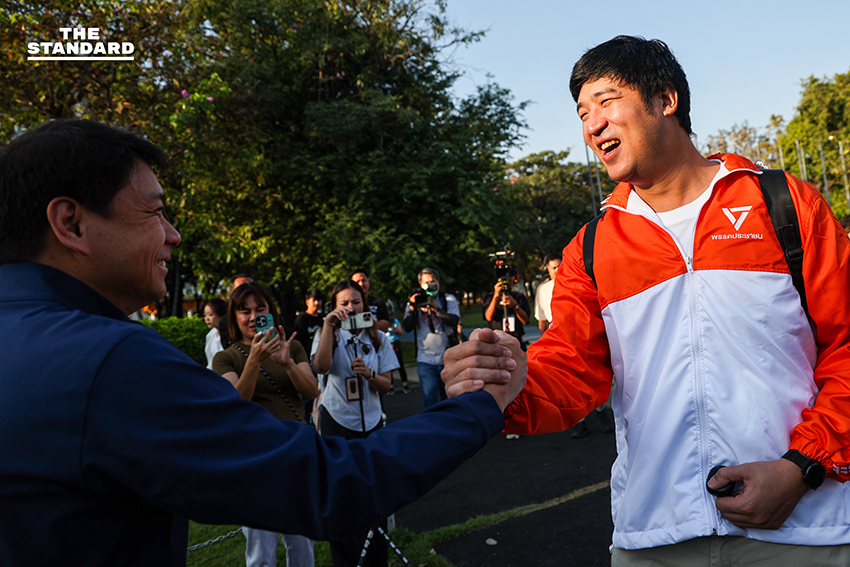 เท่าพิภพ ลงสมัคร สส.กทม.เขต 33 แทนผู้สมัครสีเทา พรรณิการ์ยอมรับกระทบพรรค ย้ำไม่หักล้าง ‘มีส้มไม่มีเทา’ บททดสอบระบบตรวจสอบ 5