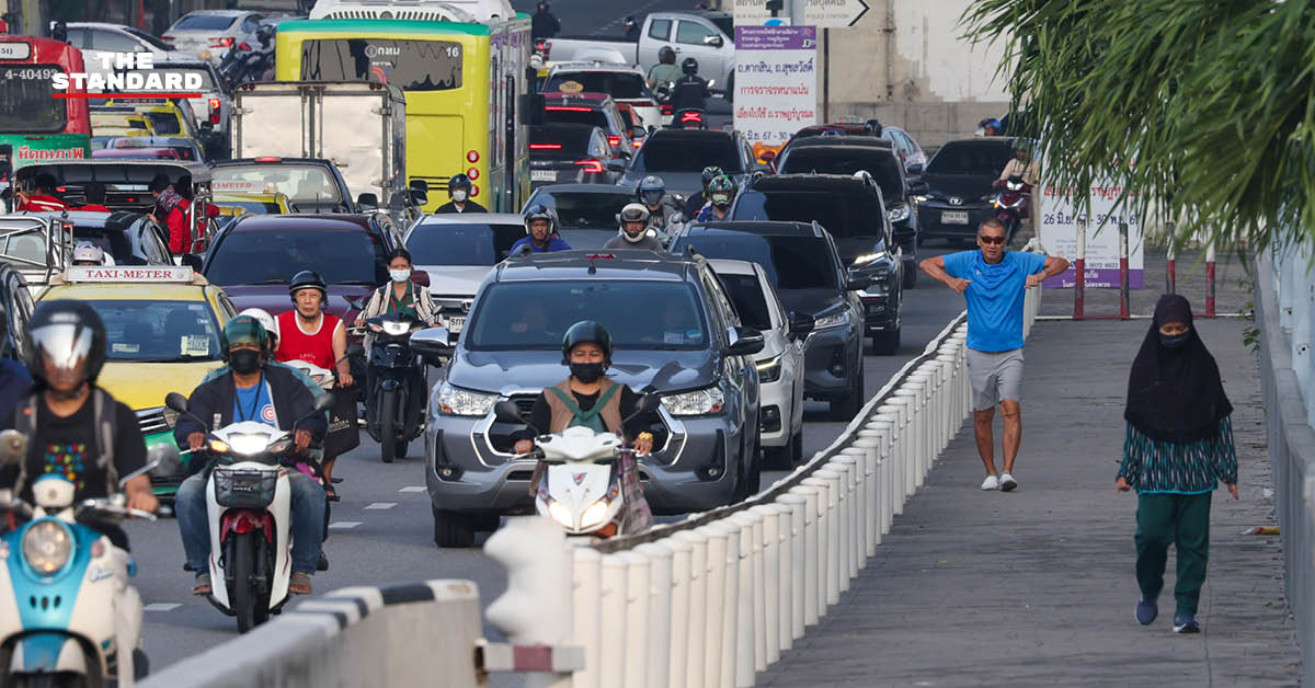 กทม. เช้านี้ฝุ่น PM 2.5 ทรงตัวในเกณฑ์ปานกลาง เขตสาทรพุ่งสูงสุด เตือนเฝ้าระวังแนวโน้มฝุ่นเริ่มขยับขึ้น