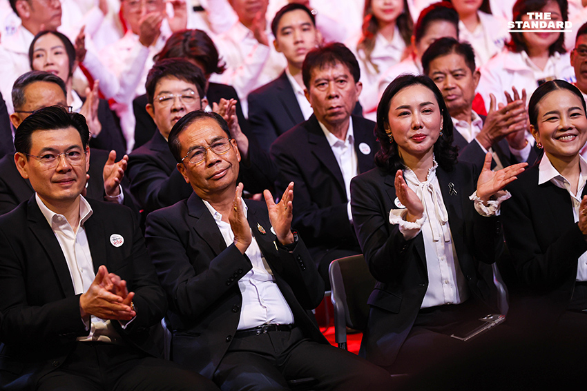 ยศชนันนำทีมเพื่อไทย เปิดตัวผู้ประสงค์ลงสมัครสส. 500 คน ชูสโลแกน ‘เพื่อไทยทำได้ ทำให้ไทยยิ่งใหญ่’ 10