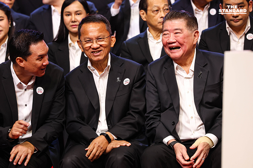 ยศชนันนำทีมเพื่อไทย เปิดตัวผู้ประสงค์ลงสมัครสส. 500 คน ชูสโลแกน ‘เพื่อไทยทำได้ ทำให้ไทยยิ่งใหญ่’ 12