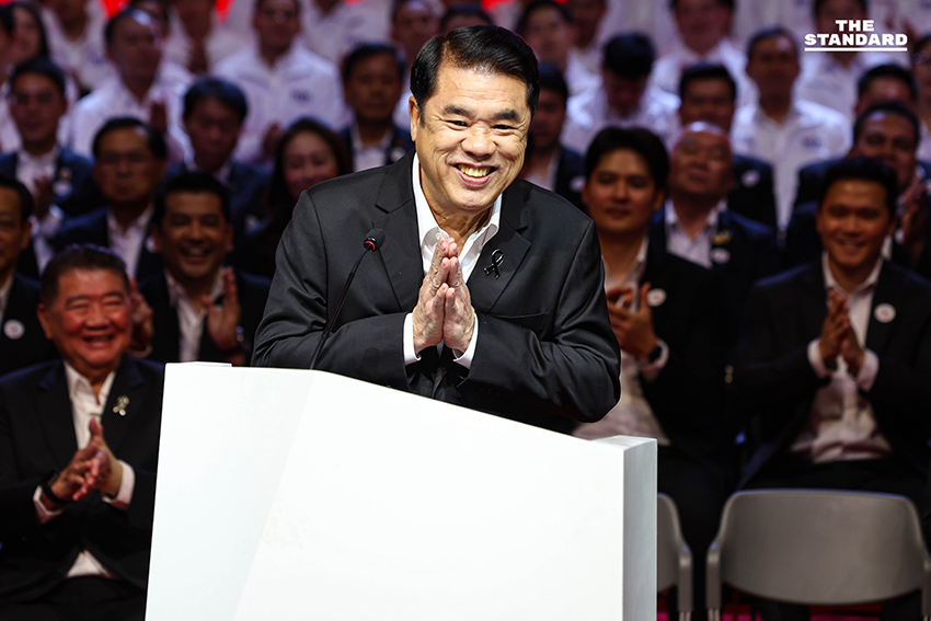 ยศชนันนำทีมเพื่อไทย เปิดตัวผู้ประสงค์ลงสมัครสส. 500 คน ชูสโลแกน ‘เพื่อไทยทำได้ ทำให้ไทยยิ่งใหญ่’ 7