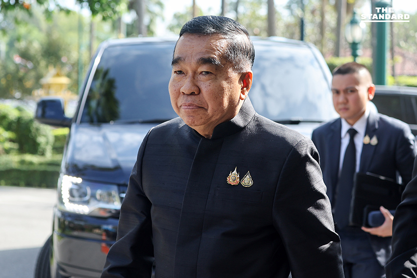 นายกฯ ชูกำปั้นสู้เหตุปะทะชายแดน ก่อนถกวาระ ครม. จับตาถกแผนซื้อคืนสัมปทานรถไฟฟ้า 4 สาย ลดค่าใช้จ่ายประชาชน 2