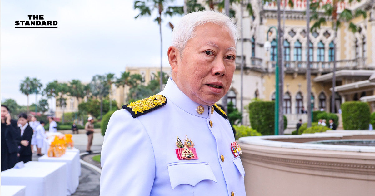 บวรศักดิ์ ยืนยันรัฐบาลมีอำนาจเต็ม เว้นอนุมัติโครงการใหม่-แต่งตั้งโยกย้ายข้าราชการ นัดกกต. คุยเลือกตั้ง 15 ธ.ค.นี้