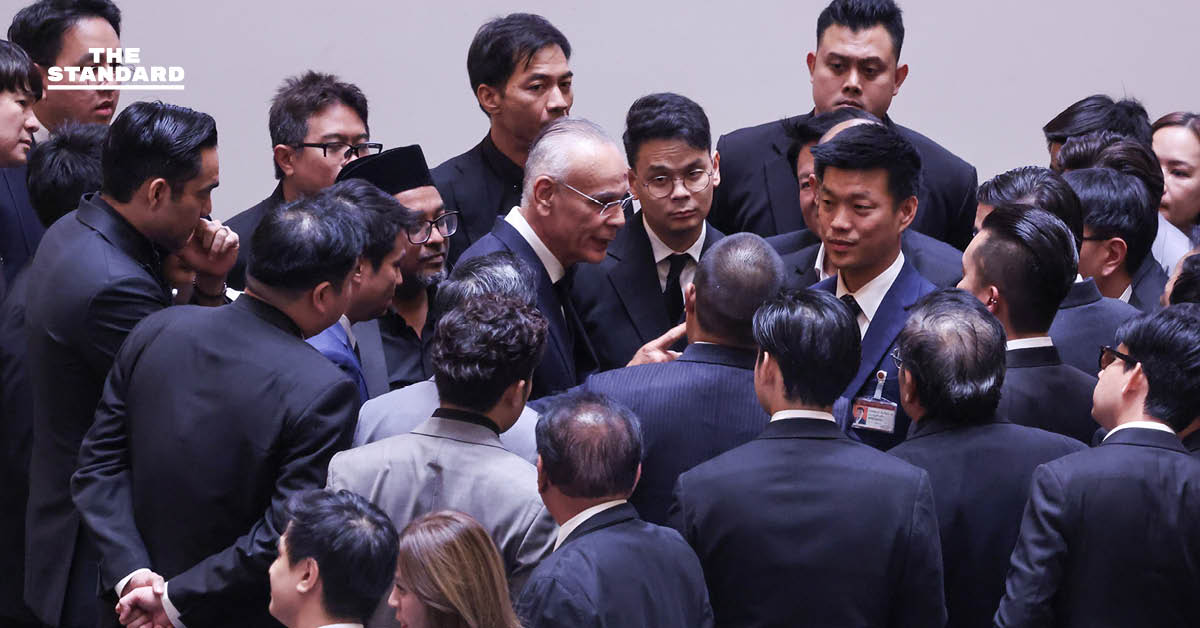 ‘ประชาชน-ภูมิใจไทย’ รวมกลุ่มถกเครียด ท่ามกลางข่าวนายกฯ จ่อยุบสภา