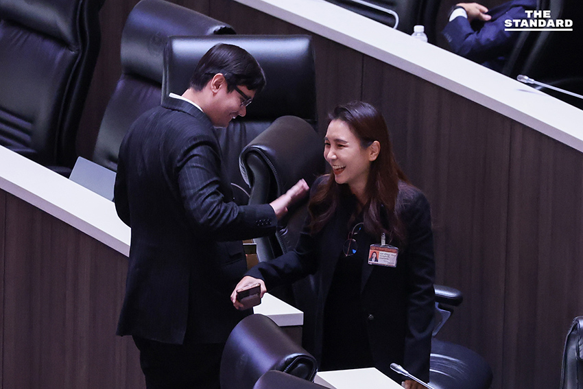 รัฐสภาเดินหน้าถกร่างแก้ไขรัฐธรรมนูญ โหวตเห็นชอบในมาตรา 256/1 ตาม กมธ. เสียงข้างมากแก้ไข 11