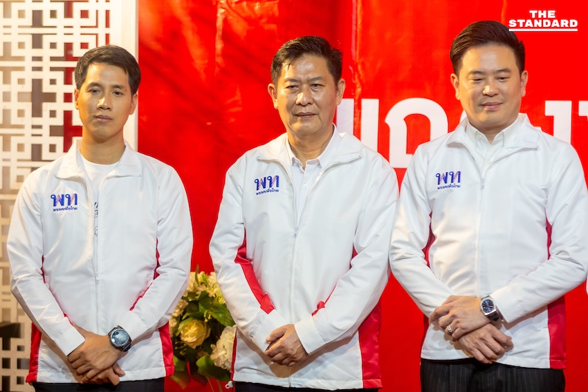 ‘เพื่อไทย’ เปิดตัว 10 ว่าที่ผู้สมัคร สส. เชียงใหม่ พิชัย ประกาศทวงคืนศักดิ์ศรีเมืองหลวง มั่นใจได้ครบทุกเขต 2