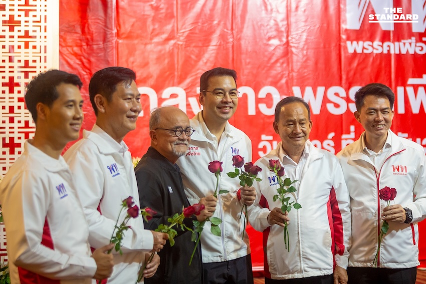 ‘เพื่อไทย’ เปิดตัว 10 ว่าที่ผู้สมัคร สส. เชียงใหม่ พิชัย ประกาศทวงคืนศักดิ์ศรีเมืองหลวง มั่นใจได้ครบทุกเขต 5