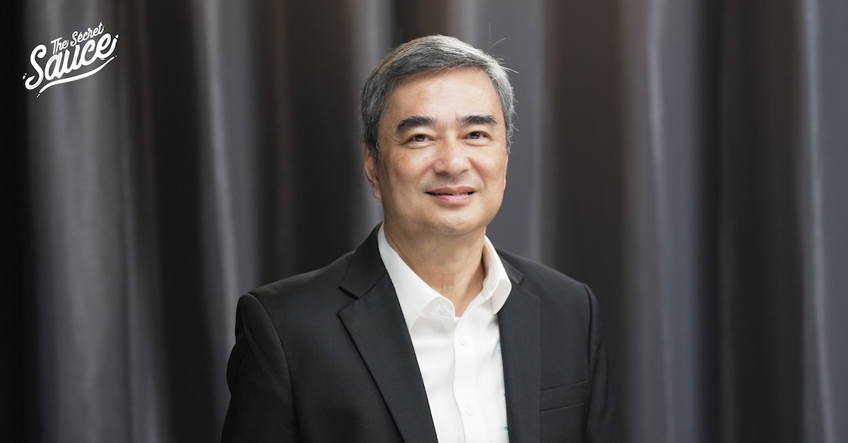 บทเรียนภาวะผู้นำใต้แรงกดดัน ‘อภิสิทธิ์ เวชชาชีวะ’ และยุทธศาสตร์กู้ศรัทธาพรรคประชาธิปัตย์