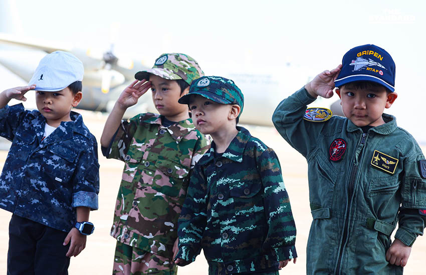 ทอ. ประกาศความพร้อมจัดงาน วันเด็กแห่งชาติ ปี 69 เน้นสร้างแรงบันดาลใจเยาวชน พร้อมยกระดับมาตรการความปลอดภัยเข้มงวด 11