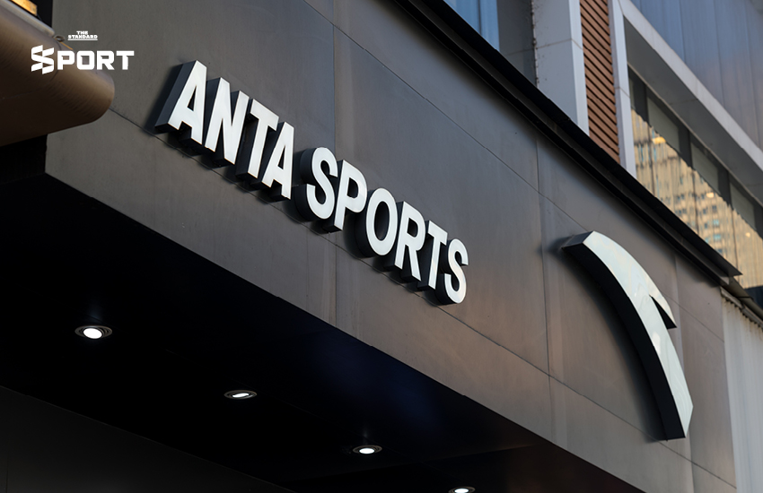 ภาพประกอบแสดงโลโก้แบรนด์ Anta และ Puma สื่อถึงดีลการเข้าซื้อหุ้นครั้งสำคัญในวงการกีฬาระดับโลก 1