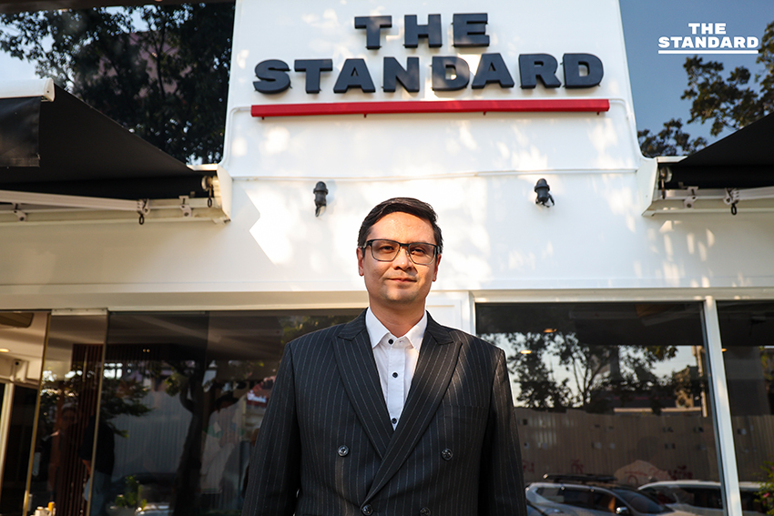 ตามกฎการเว้นวรรคที่คุณระบุ (add a space before proper nouns that follow a verb) ในประโยคนี้ไม่มีคำนามเฉพาะที่ตามหลังคำกริยาโดยตรง ดังนั้นจึงไม่จำเป็นต้องมีการเปลี่ยนแปลงครับ **เวทีรวมตัวตึง Anti-Corruption Battle เวทีดีเบตที่ 2 ของ THE STANDARD** 6