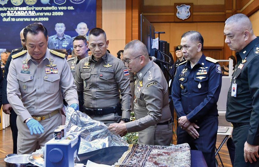 ‘อนุทิน’ แถลงผลงานกวาดล้างยาเสพติดข้ามปี ยึดยาบ้ากว่า 330 ล้านเม็ด ตัดวงจร บอสไต้หวัน สกัดเส้นทางลำเลียงทุกทิศทาง 3