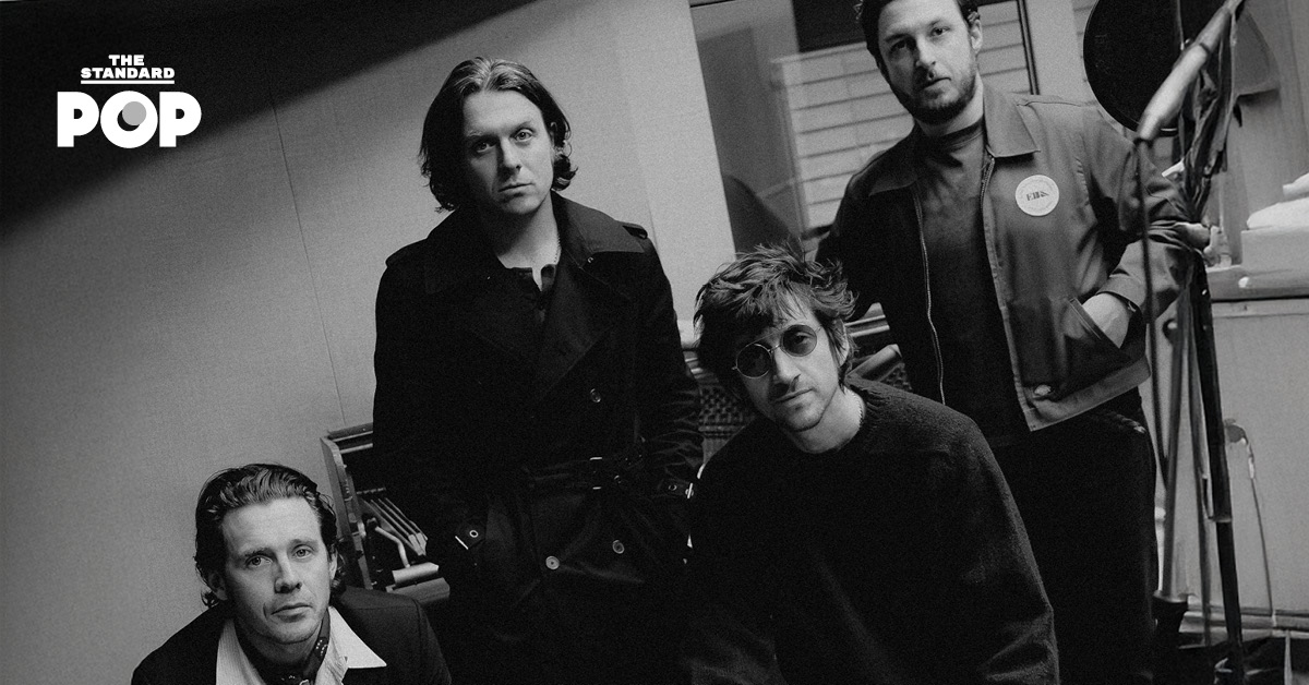 Arctic Monkeys ปล่อยซิงเกิลใหม่ ‘Opening Night’ เพื่อระดมทุนให้มูลนิธิ War Child