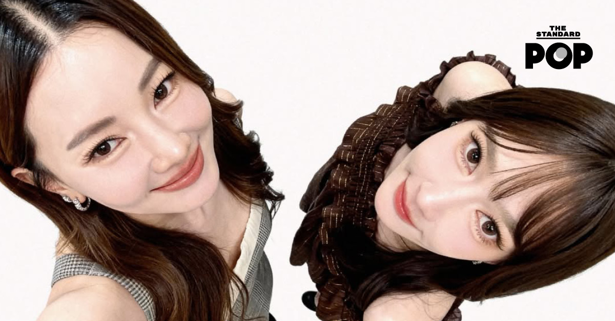 อั้ม พัชราภา และนุ่น วรนุช โพสต์ภาพคู่ พาย้อนวัยสู่ละครเรื่อง กุหลาบเหนือเมฆ