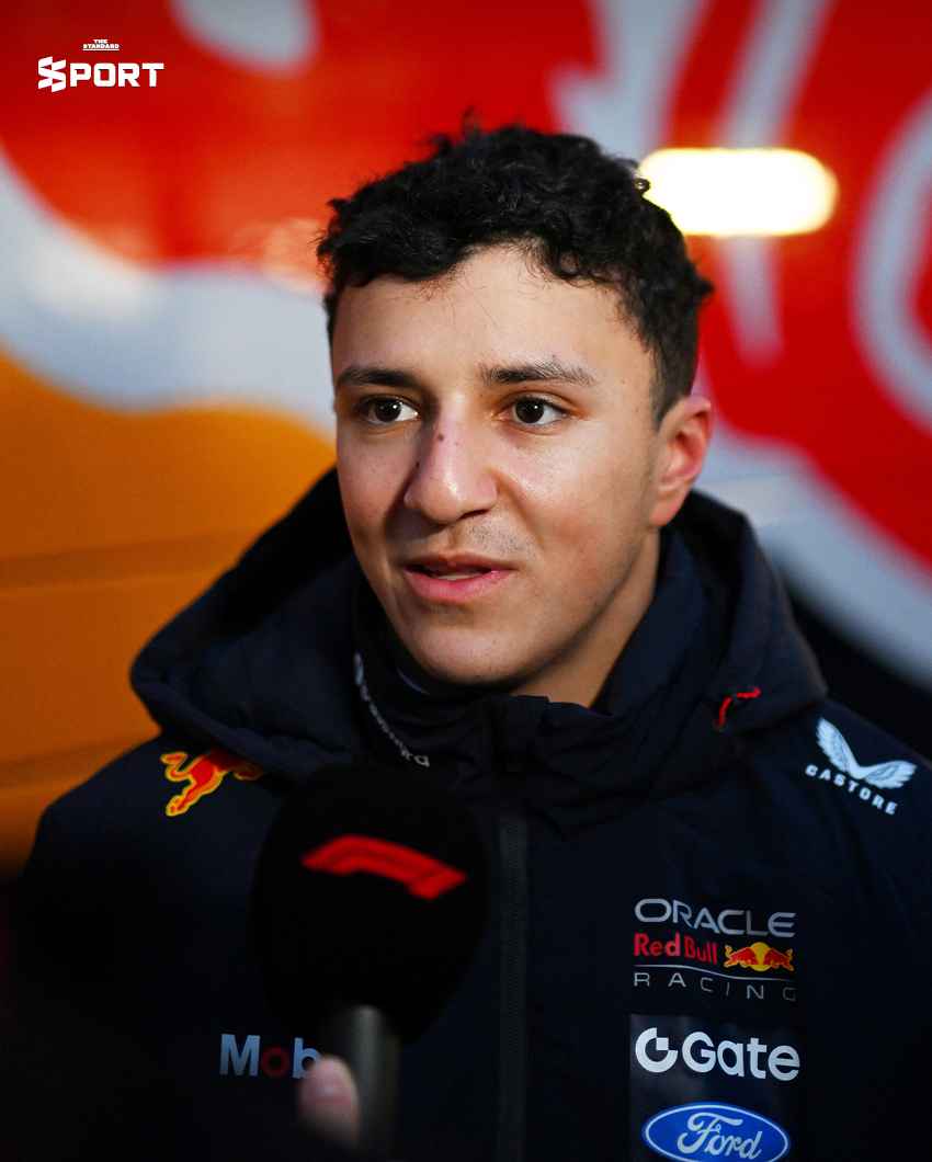 ภาพรถแข่ง Formula 1 กำลังทดสอบในสนาม Circuit de Barcelona-Catalunya 3