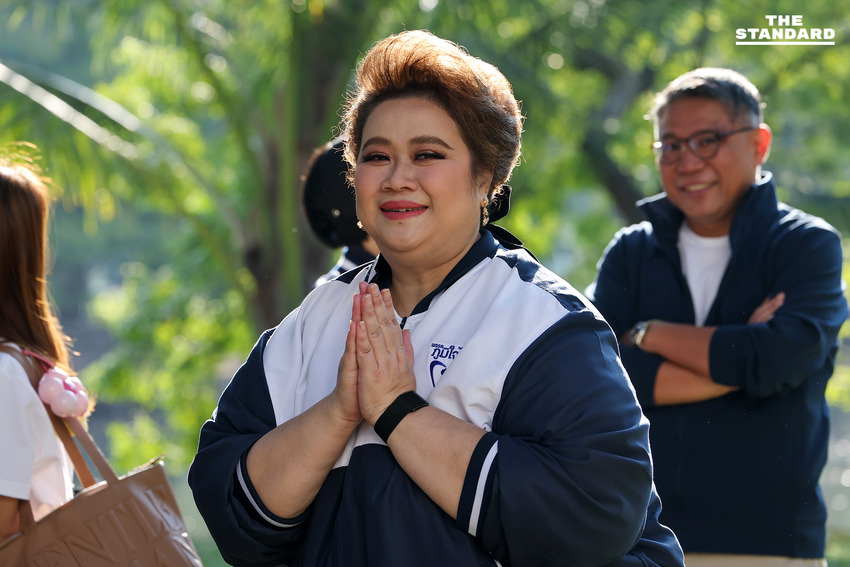 เลือกตั้ง 2569 : ดรีมทีมภูมิใจไทยเดินหาเสียง สวนลุมพินี ‘ศุภจี-เอกนิติ-สีหศักดิ์’ ดีใจเสียงตอบรับดี บอกทุกข้อเสนอแนะเป็นประโยชน์ ช่วย นโยบายเศรษฐกิจ 10 พลัสชัดขึ้น 8