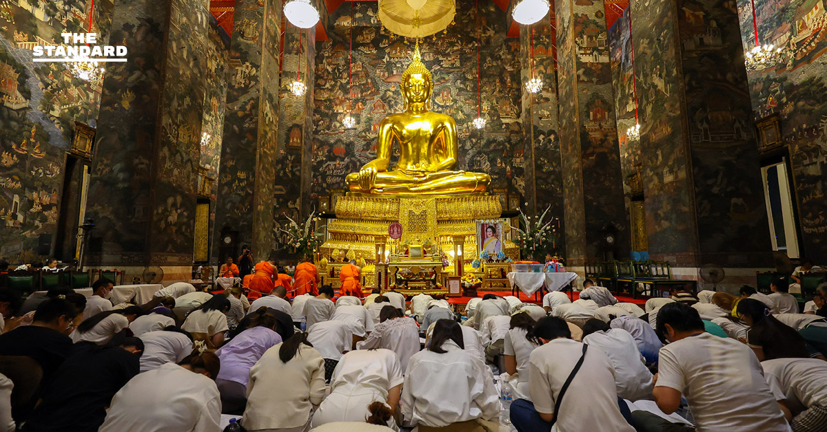 พุทธศาสนิกชนร่วมสวดมนต์ข้ามปี ที่วัดสุทัศน์ฯ รับศักราชใหม่ 2569