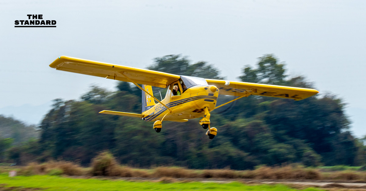 ภาพบรรยากาศงาน Chiang Mai International Airshow Festival 2026 ณ สนามบินเล็กเชียงใหม่แอร์สปอร์ต แสดงเครื่องบินเล็กหลายลำจอดโชว์