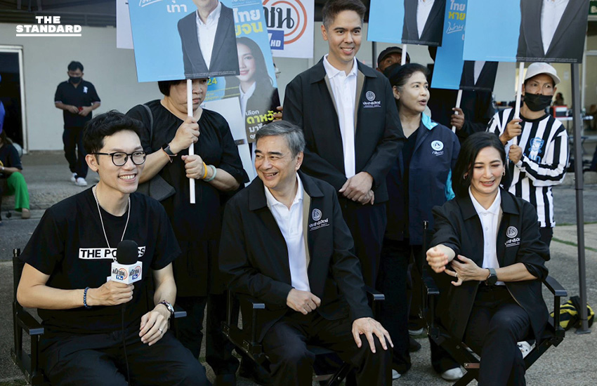 Based on the specific rule add a space before proper nouns that follow a verb, there are no instances in this headline where a proper noun immediately follows a verb. Therefore, the headline remains unchanged. ยุทธศาสตร์ ‘3 วงแหวน’ นโยบายต่างประเทศ ‘ประชาธิปัตย์’ ยุคใหม่ ชูธงการทูตเศรษฐกิจ 3