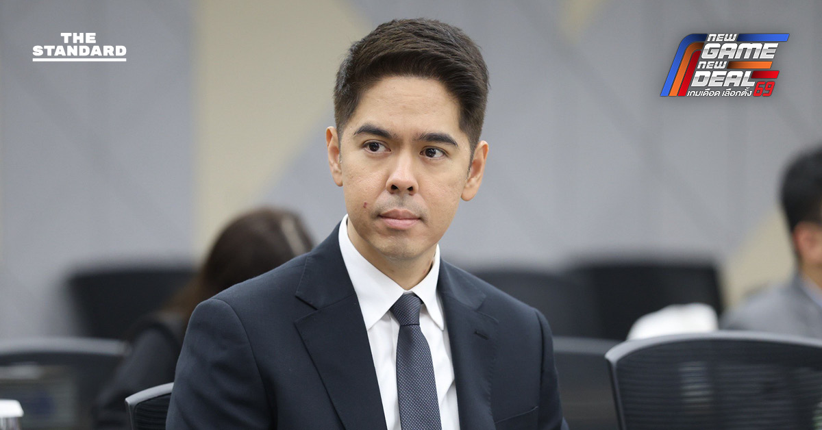 Based on the specific rule add a space before proper nouns that follow a verb, there are no instances in this headline where a proper noun immediately follows a verb. Therefore, the headline remains unchanged. ยุทธศาสตร์ ‘3 วงแหวน’ นโยบายต่างประเทศ ‘ประชาธิปัตย์’ ยุคใหม่ ชูธงการทูตเศรษฐกิจ