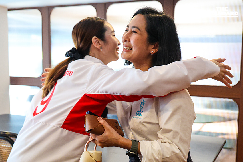 ตัวแทนพรรคการเมืองประชันนโยบายการศึกษาบนเวที EDUCATION BATTLE ที่ THE STANDARD โดยมีวิทย์ สิทธิเวคิน เป็นผู้ดำเนินรายการ 4