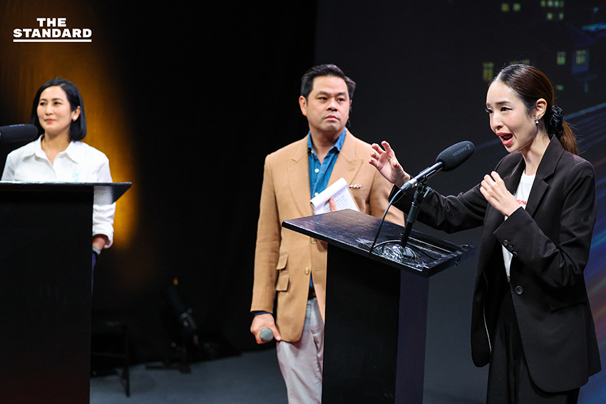 บรรยากาศเวทีดีเบตการศึกษา EDUCATION BATTLE โดย The Standard มีตัวแทนพรรคการเมืองและผู้เชี่ยวชาญร่วมดีเบต 8
