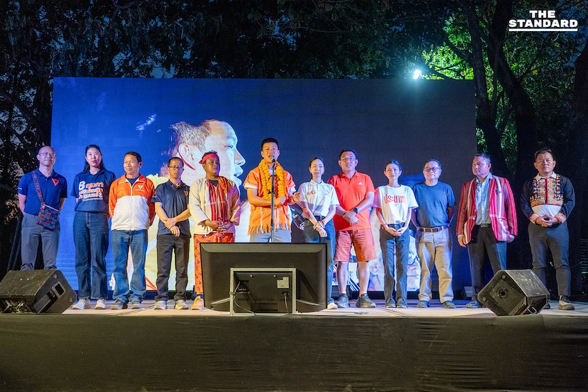 เท้ง-วิโรจน์ ขึ้นเวทีปราศรัย ‘ชาติพันธุ์คือคนเท่ากัน’ ชูปลดล็อกที่ดิน–คืนสิทธิ กลุ่มชาติพันธุ์ 8