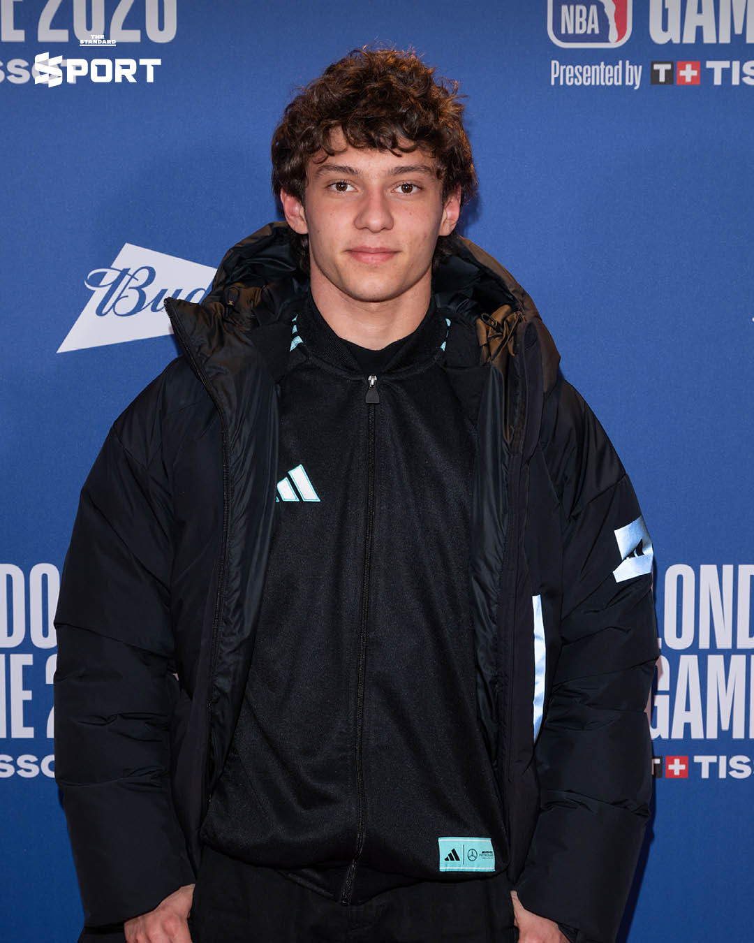 นักกีฬาระดับโลก สร้างสีสันในการแข่ง NBA London Game 4