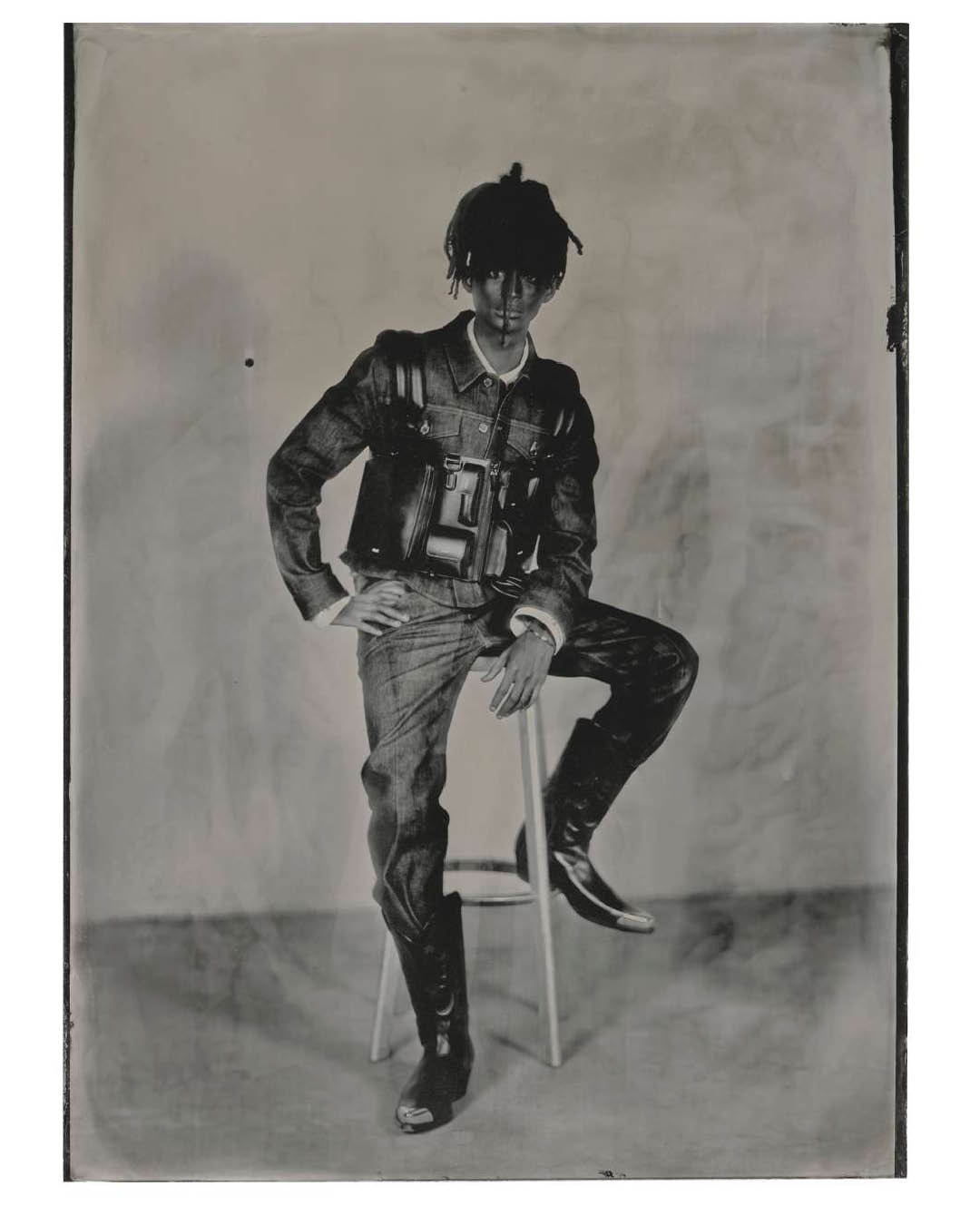 ภาพนิทรรศการ Christian Louboutin โดย Jaden Smith ในกรุงปารีส 2