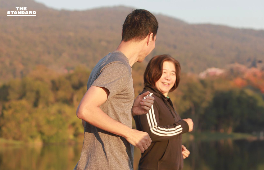 เจษฎ์-ชัยวุฒิ โชว์ฟิตวิ่งหาเสียง **เชียงใหม่** อู้คำเมืองหาเสียงช่วย **‘โค้ชเอก’** เจอชาวบ้านบ่นไม่เอา **ส้ม**-นักการเมืองโกง 3