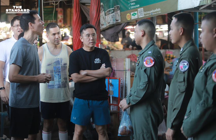 เจษฎ์-ชัยวุฒิ โชว์ฟิตวิ่งหาเสียง **เชียงใหม่** อู้คำเมืองหาเสียงช่วย **‘โค้ชเอก’** เจอชาวบ้านบ่นไม่เอา **ส้ม**-นักการเมืองโกง 5