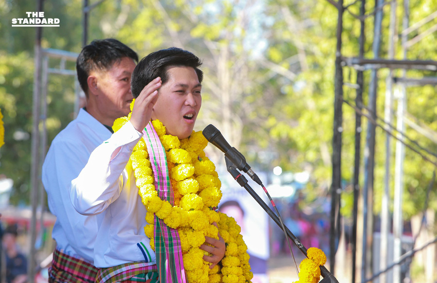 กล้าธรรมตั้งเวทีปราศรัยใหญ่ร้อยเอ็ดแตก ธรรมนัส-นฤมลย้ำทำจริง ไม่ขายฝัน ชูปลดหนี้-ทวงคืนที่ดิน มั่นใจปักธง สส. ได้แน่ 5