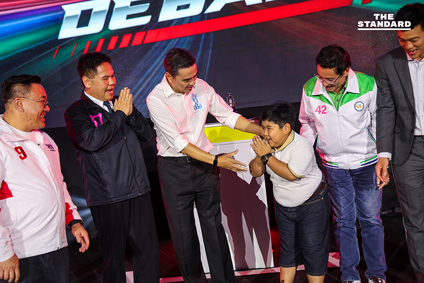 น้องกระชาย-สยบพล แสงพัฒนกรกิจ ร่วมเวที THE STANDARD DEBATE ถาม 5 พรรคการเมืองสะท้อนเสียงคนรุ่นใหม่ 15