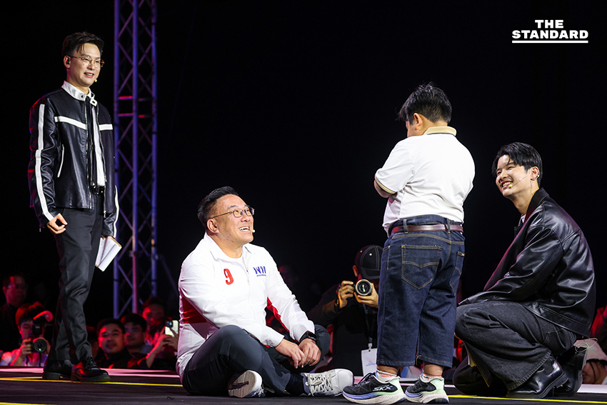 น้องกระชาย-สยบพล แสงพัฒนกรกิจ ร่วมเวที THE STANDARD DEBATE ถาม 5 พรรคการเมืองสะท้อนเสียงคนรุ่นใหม่ 6