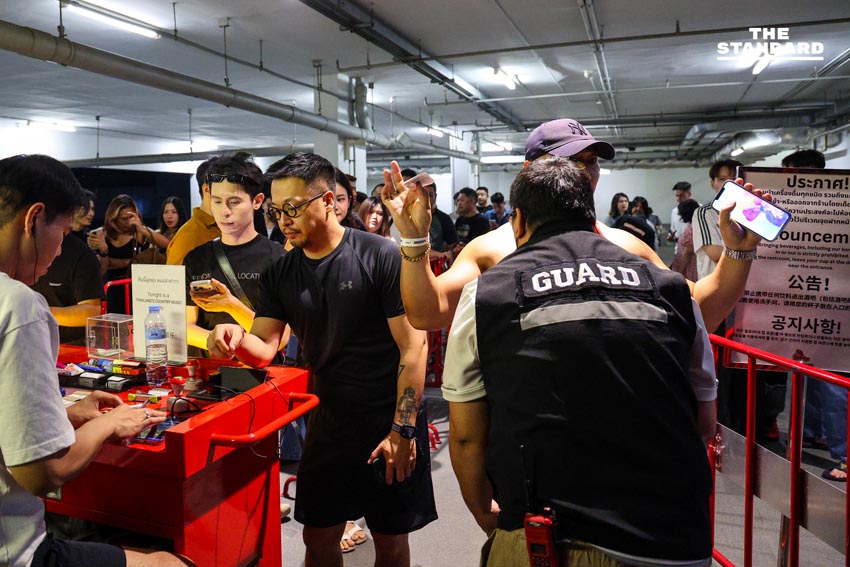 แสงสี-เสียงหัวเราะ เคานต์ดาวน์สีลมสุดคึกคัก รับศักราชใหม่ 10