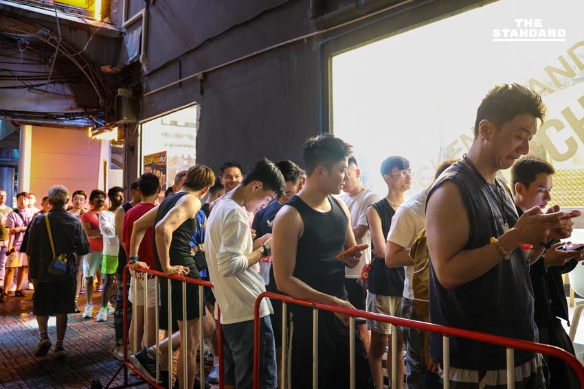 แสงสี-เสียงหัวเราะ เคานต์ดาวน์สีลมสุดคึกคัก รับศักราชใหม่ 7