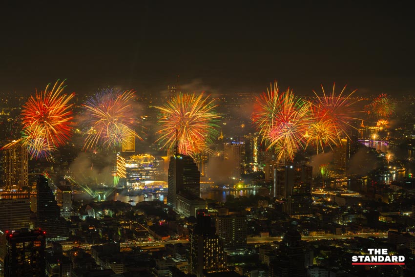 งดงาม ตระการตา ต้อนรับพุทธศักราชใหม่ 2569 ด้วย ‘พลุรักษ์โลก’ จากไอคอนสยาม 1