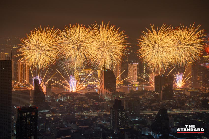 งดงาม ตระการตา ต้อนรับพุทธศักราชใหม่ 2569 ด้วย ‘พลุรักษ์โลก’ จากไอคอนสยาม 3