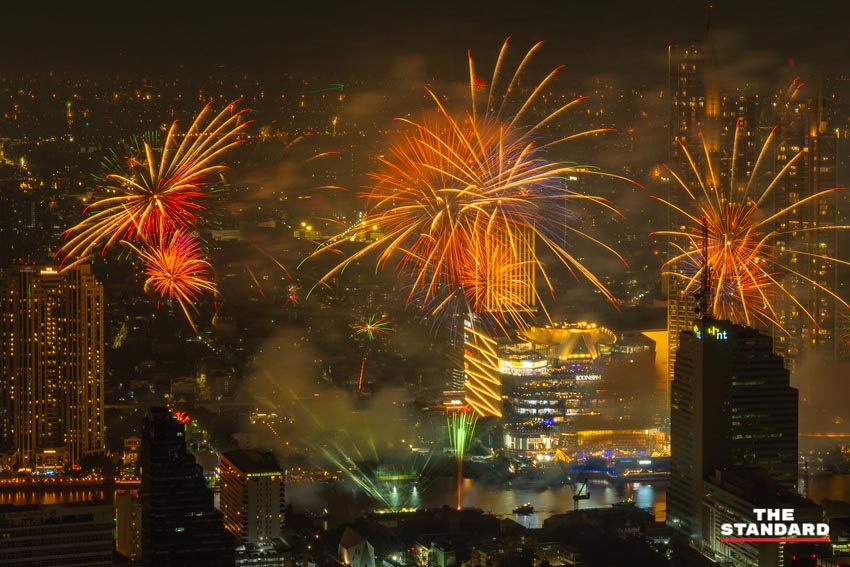 งดงาม ตระการตา ต้อนรับพุทธศักราชใหม่ 2569 ด้วย ‘พลุรักษ์โลก’ จากไอคอนสยาม 7