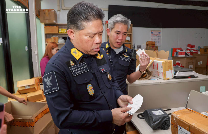 กสทช. สนธิกำลัง ตำรวจไซเบอร์ ทลายโกดัง ‘กล้องวงจรปิดเถื่อน’ ย่านลาดพร้าว ยึดของกลาง 1 แสนชุด-ซิมต่างประเทศเพียบ 4