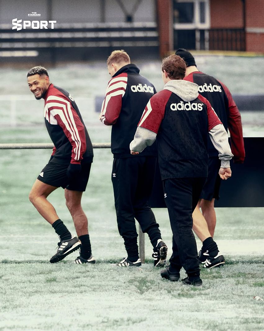 Headline: Newcastle x adidas เปิดตัวคอลเล็กชันพิเศษ หวนคืนชุดแข่งระดับตำนาน (No changes are needed based on the rule add a space before proper nouns that follow a verb, as คอลเล็กชันพิเศษ and ชุดแข่งระดับตำนาน are not proper nouns in this context.) 4