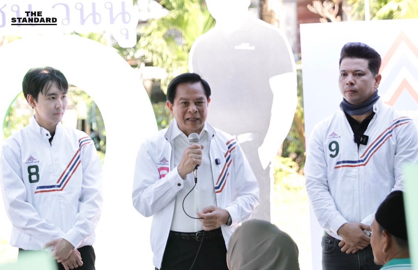 พีระพันธุ์ สาลีรัฐวิภาค หัวหน้าพรรครวมไทยสร้างชาติ ลงพื้นที่พบประชาชนที่มีนบุรี-หนองจอก พร้อมประกาศนโยบายลดราคาน้ำมันเหลือ 25 บาท 3