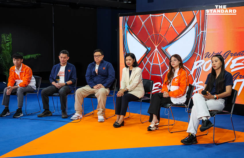 ภาพผู้สมัคร สส. และทีมบริหารพรรคประชาชนร่วมกิจกรรม 'พิมพ์ส้มล้มคอร์รัปชัน' เสนอแนวทางปราบโกง 4